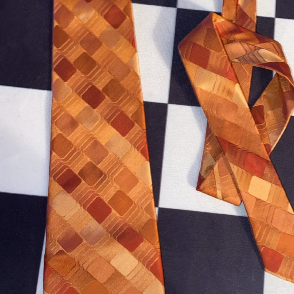 Geometric Patterned Tie in Orange and Brown